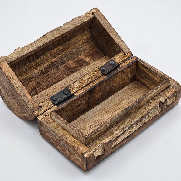 Vintage Wooden Owl on Branches Jewelry Chest - Rustic Hand Carved Trinket Box - Picture 3 of 8